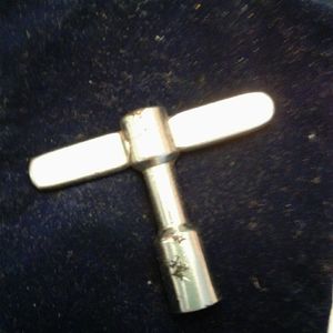 Drum Key